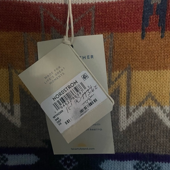 Faherty x Doug Good Feather Mock Neck Sweater size XS- NWT - Picture 5 of 10
